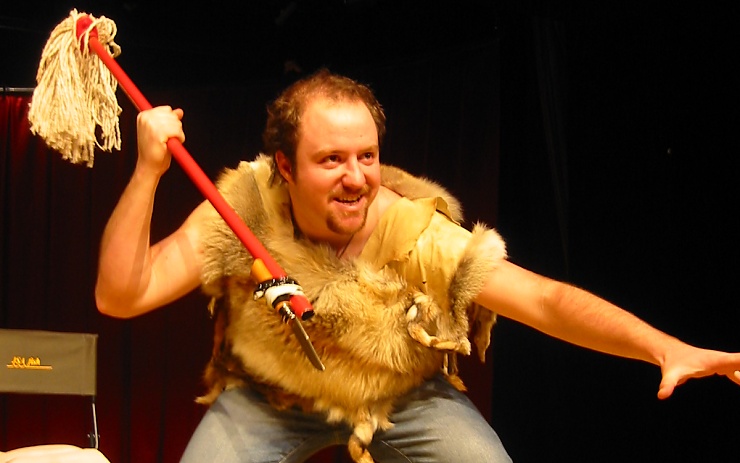 Caveman Honza Holík.